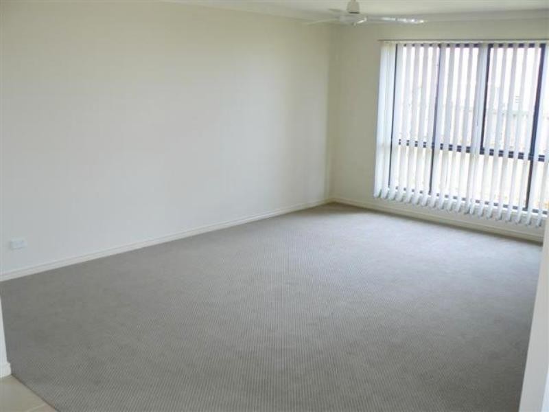 17 Picadilly Circuit, Urraween QLD 4655