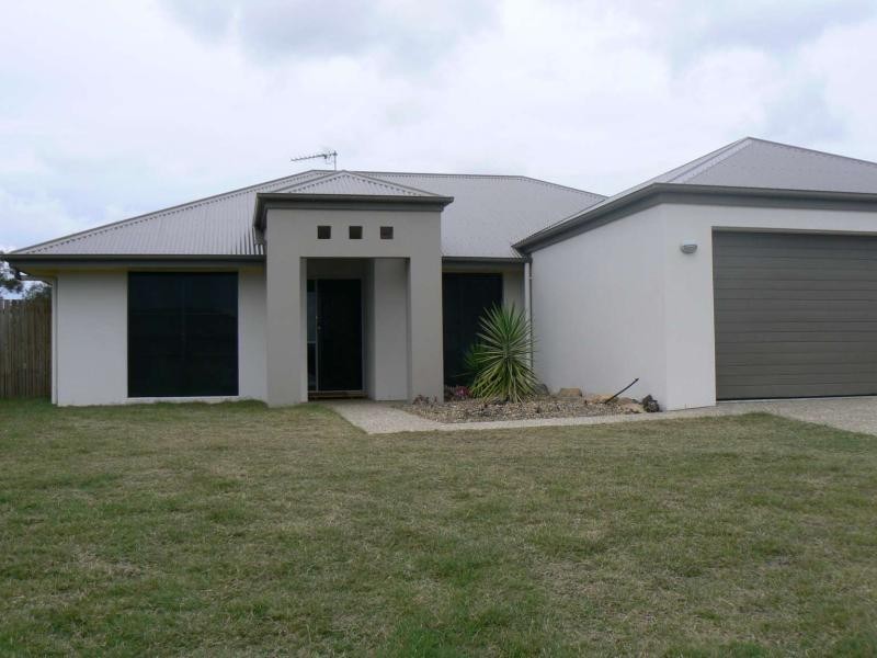 30 Spinnaker Drive, Point Vernon QLD 4655