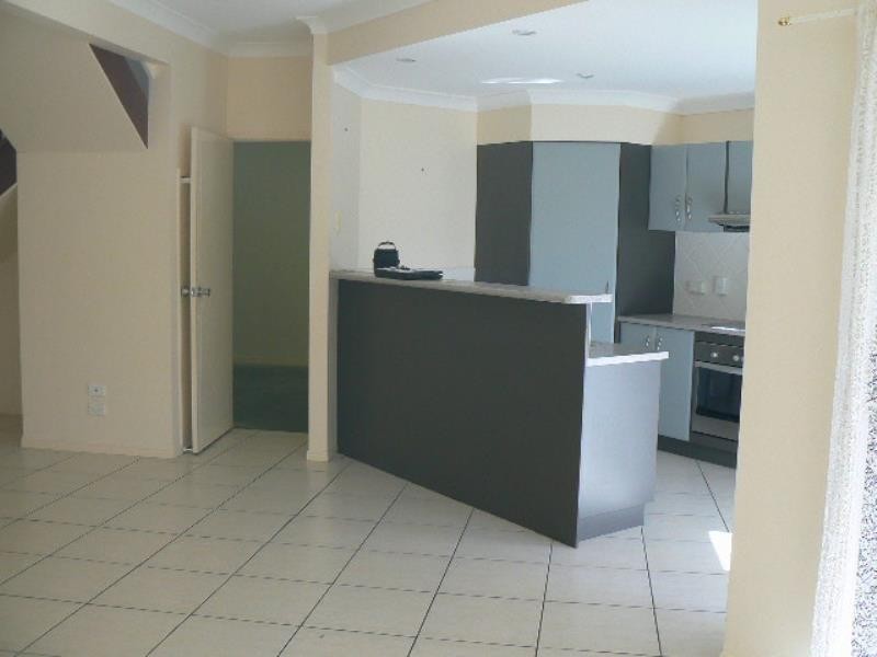 6/179 Torquay Rd, Scarness QLD 4655