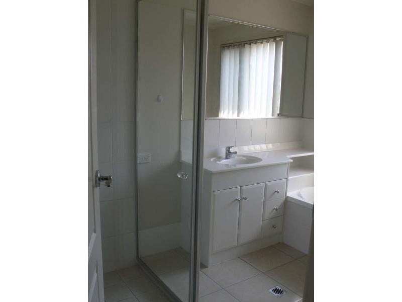 6 Pembridge Circuit, Urraween QLD 4655