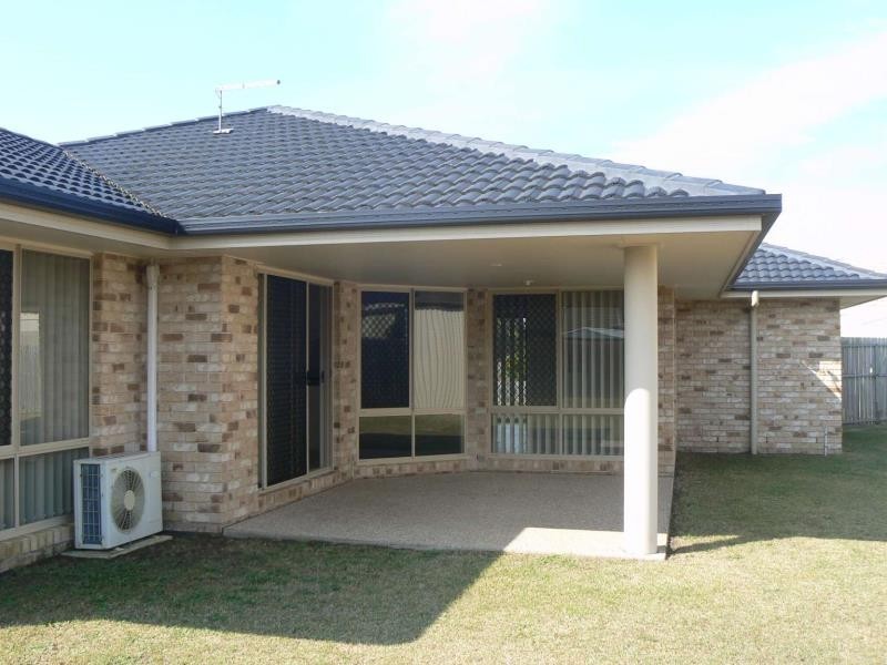 6 Pembridge Circuit, Urraween QLD 4655