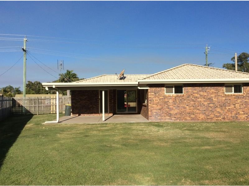 37 Honiton Street, Torquay QLD 4655