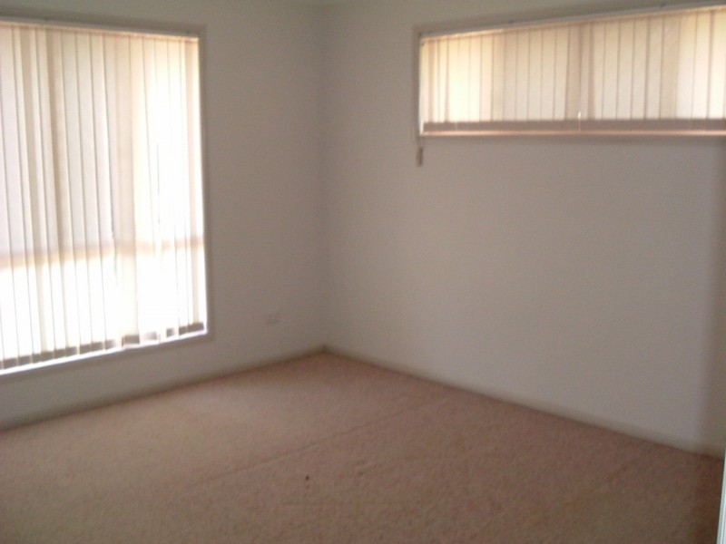 22 Earls Court, Point Vernon QLD 4655