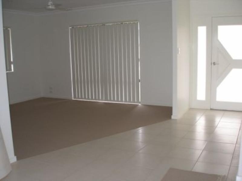 23 Lancaster Circuit, Urraween QLD 4655