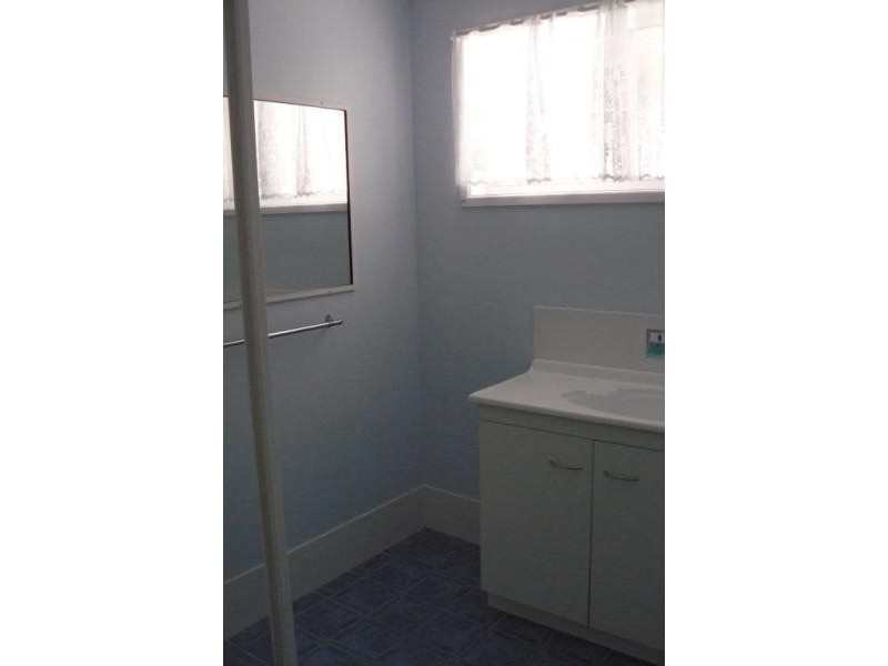 8 St Andrews Dr, Pialba QLD 4655