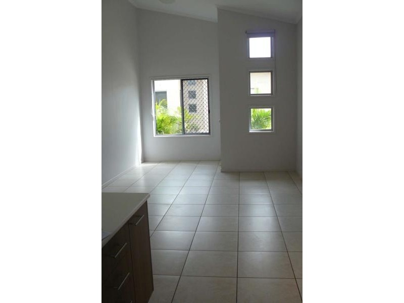 UNIT 6, 1 URRAWEEN RD, Urraween QLD 4655