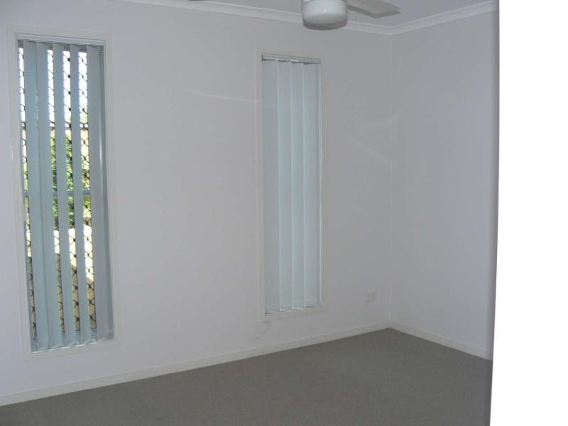 UNIT 6, 1 URRAWEEN RD, Urraween QLD 4655