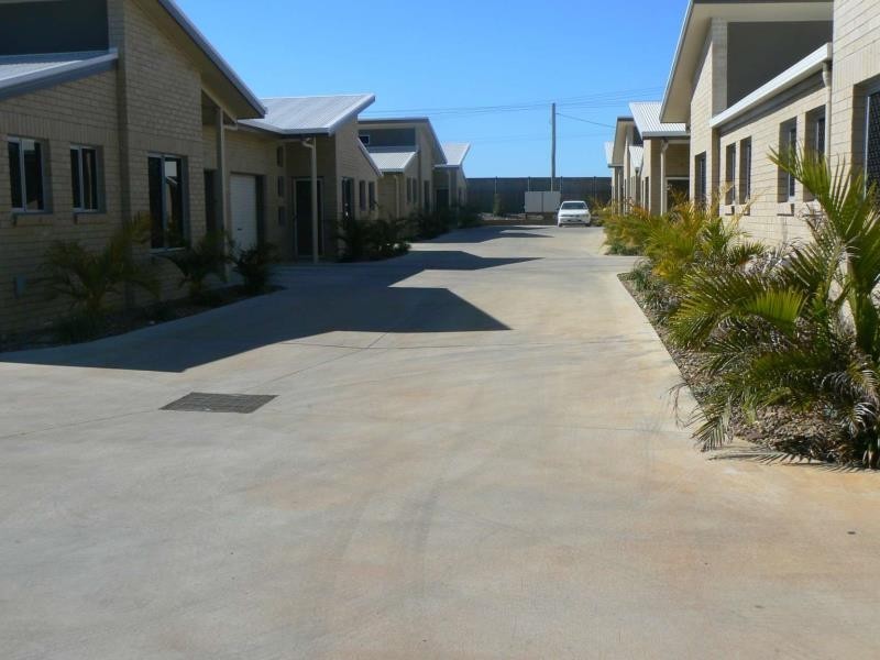 UNIT 6, 1 URRAWEEN RD, Urraween QLD 4655