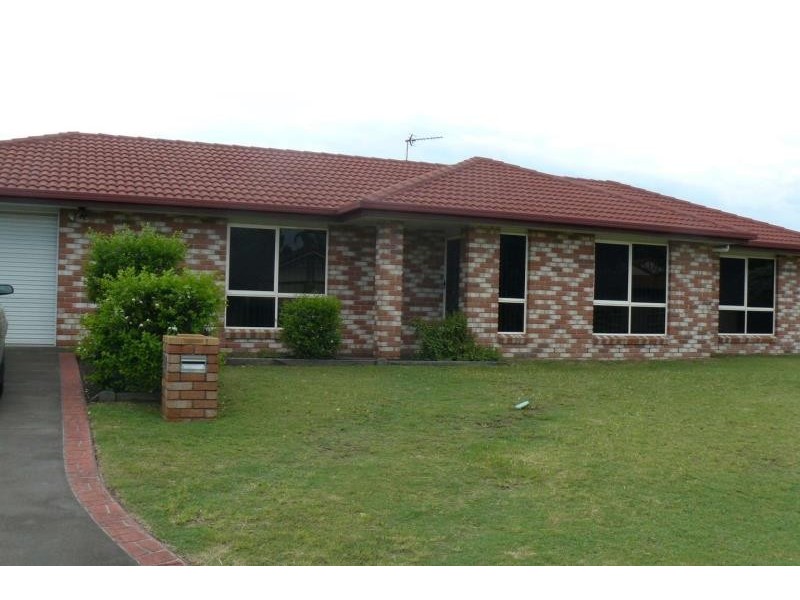 18 Jon West Close, Torquay QLD 4655