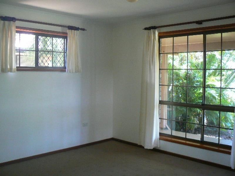 28 Paul Drive, Point Vernon QLD 4655