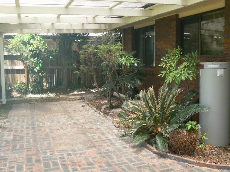 28 Paul Drive, Point Vernon QLD 4655