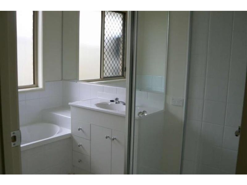 74 Pembridge Circuit, Urraween QLD 4655