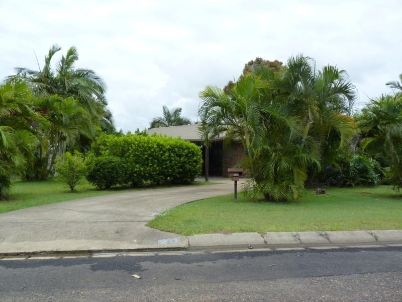 20 Warrego Drive, Point Vernon QLD 4655