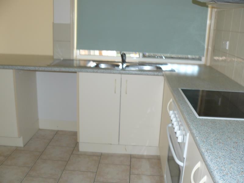 8 Ivybird Court, Torquay QLD 4655