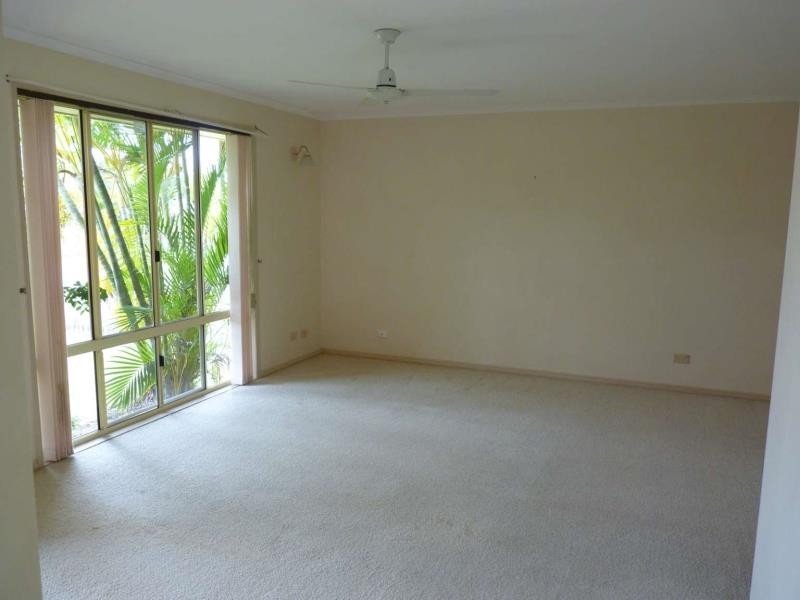 26 Parkway Drive, Scarness QLD 4655