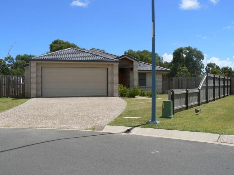 13 Kirriemuir Court, Kawungan QLD 4655