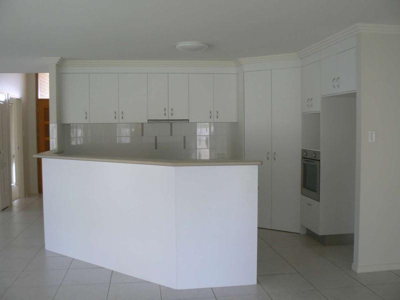 13 Kirriemuir Court, Kawungan QLD 4655