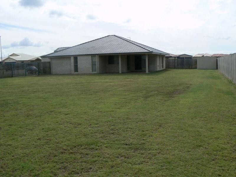 13 Kirriemuir Court, Kawungan QLD 4655