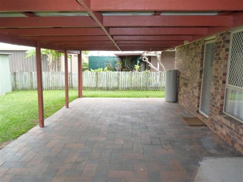 28 Kululu Crescent, Scarness QLD 4655