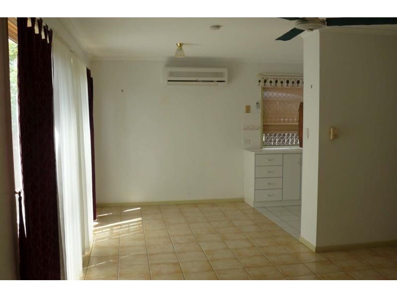 Unit 11/29 Neils Street, Pialba QLD 4655