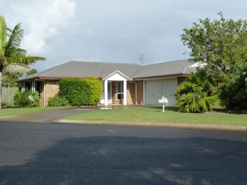 5 Rialto Court, Urangan QLD 4655