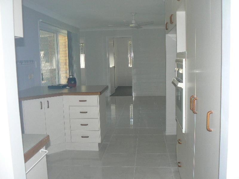 5 Rialto Court, Urangan QLD 4655