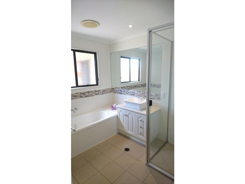 22 Ocean Outlook, River Heads QLD 4655