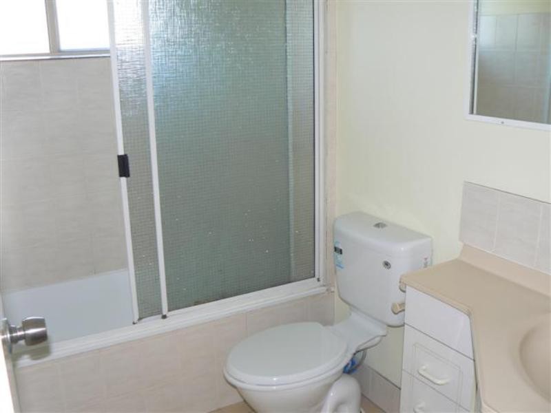 Unit 1/4 Pilot Street, Urangan QLD 4655