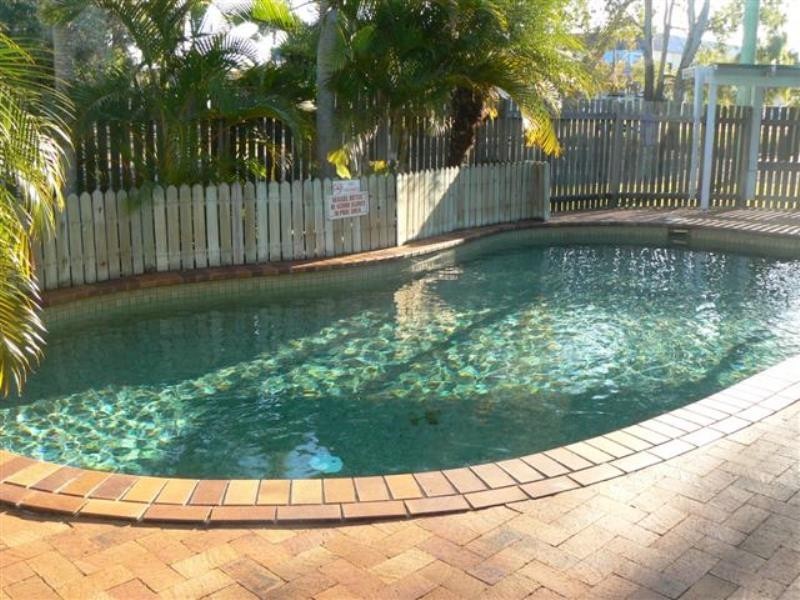 Unit 1/4 Pilot Street, Urangan QLD 4655
