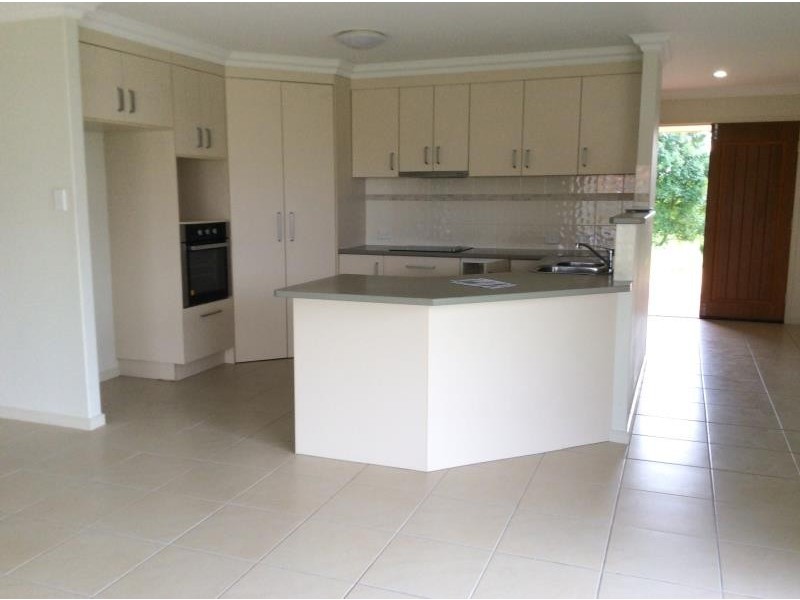 6 Cromdale Circuit, Kawungan QLD 4655