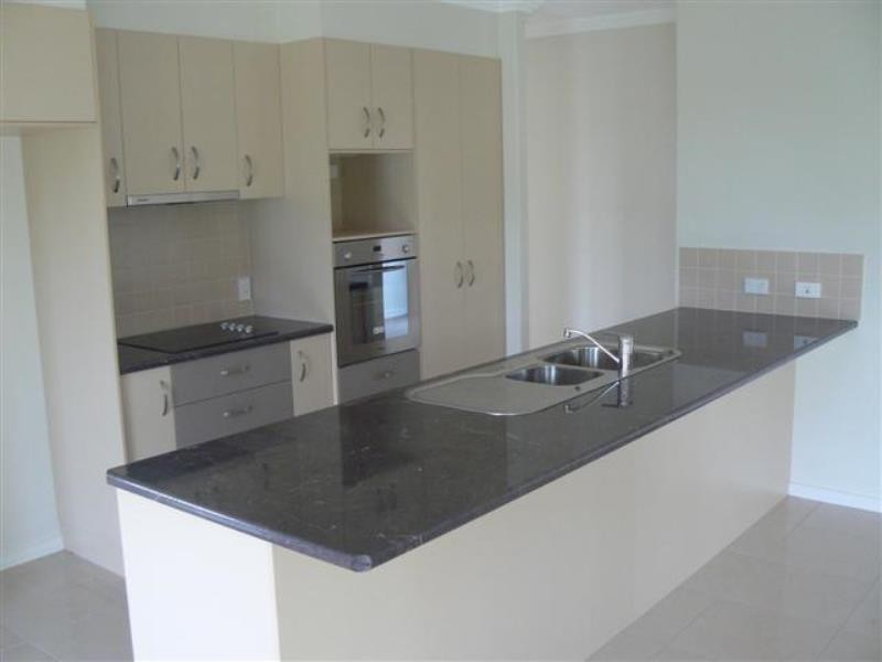 5 Chelsea Court, Urraween QLD 4655