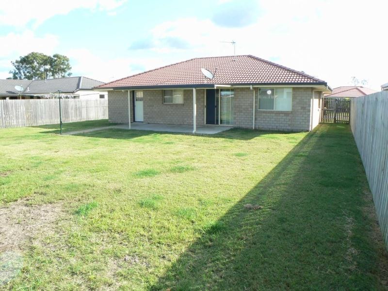 25 Bunya Court Eli Waters, Eli Waters QLD 4655