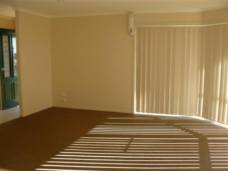 1 Cormie Court, Urraween QLD 4655
