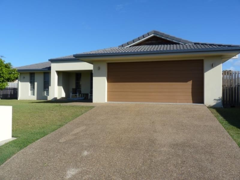 78 Wattle Street, Point Vernon QLD 4655
