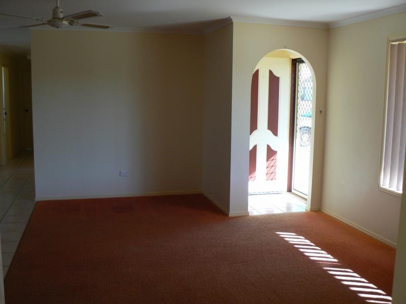 2 Spoonbill Way, Eli Waters QLD 4655