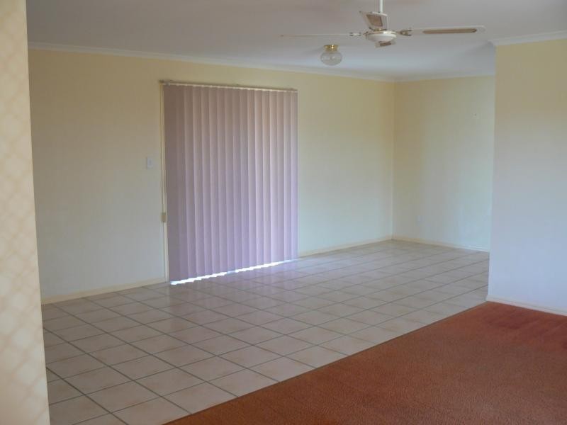 2 Spoonbill Way, Eli Waters QLD 4655