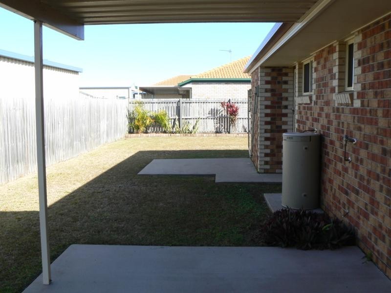2 Spoonbill Way, Eli Waters QLD 4655