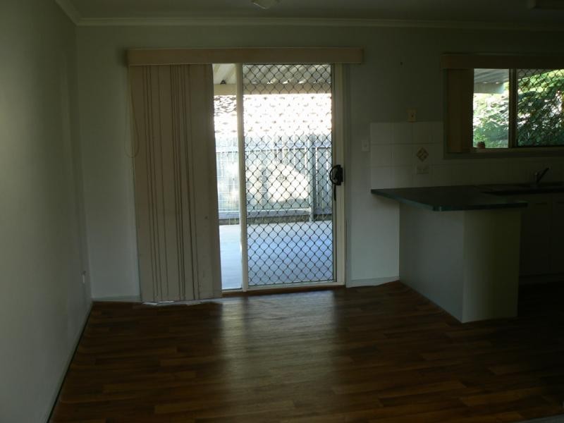 214 Torquay Tce, Torquay QLD 4655