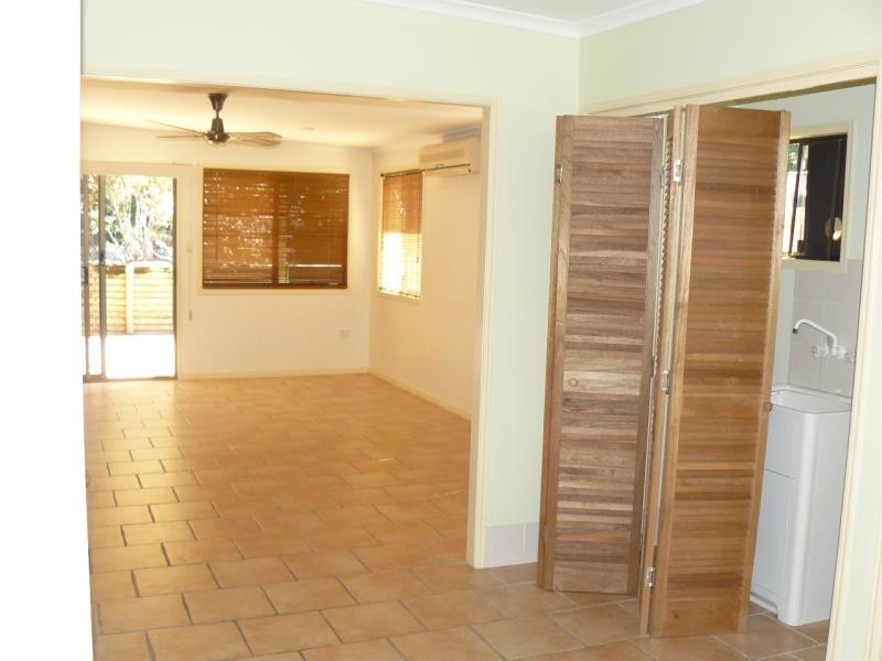 665a Esplanade, Urangan QLD 4655