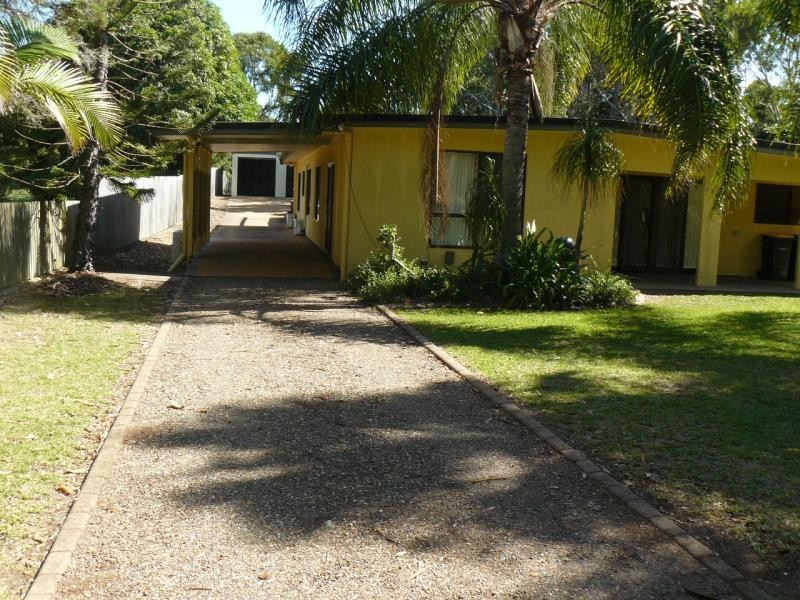 665a Esplanade, Urangan QLD 4655
