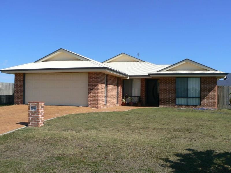 4 Cambridge Way, Urraween QLD 4655