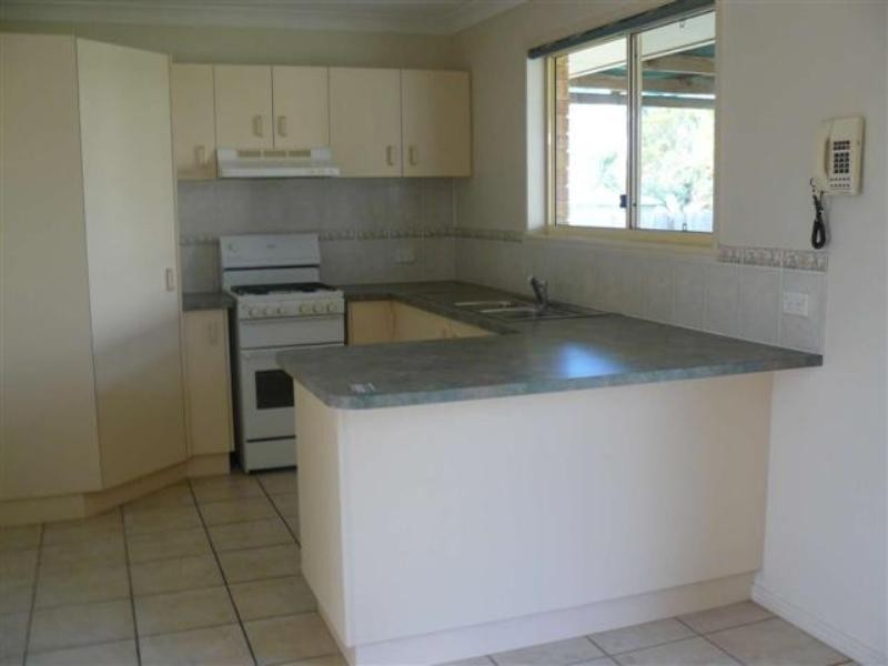 15 Goroka Street, Kawungan QLD 4655