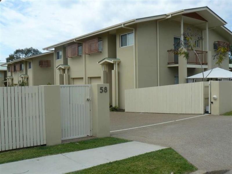 Unit 8/58 Stephensen Stree, Scarness QLD 4655