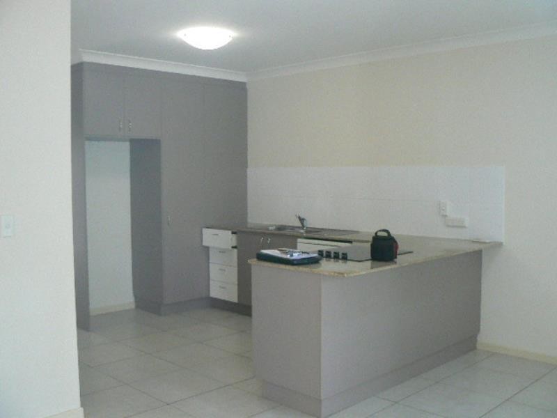 Unit 8/58 Stephensen Stree, Scarness QLD 4655