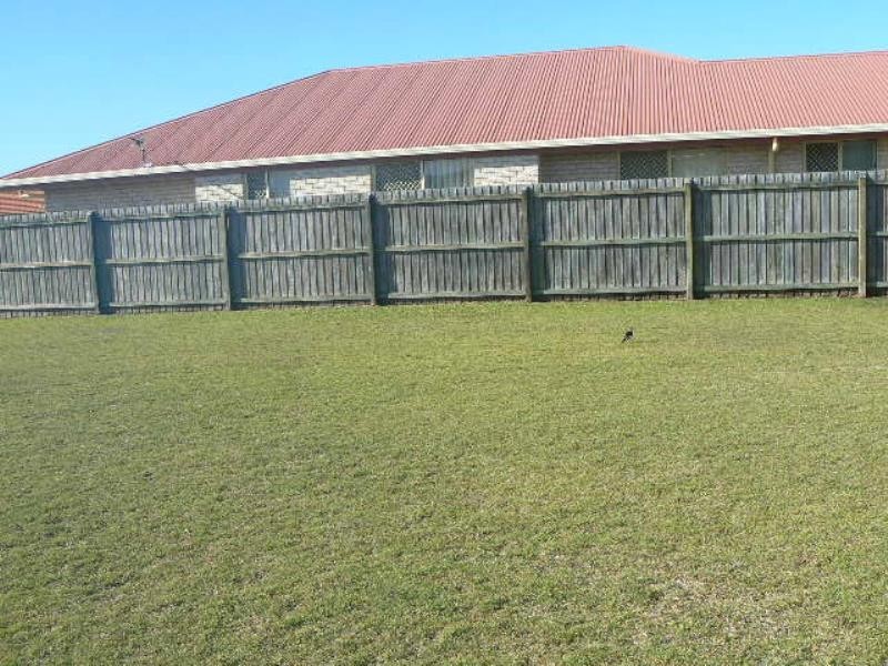 17 Surrey Court, Kawungan QLD 4655