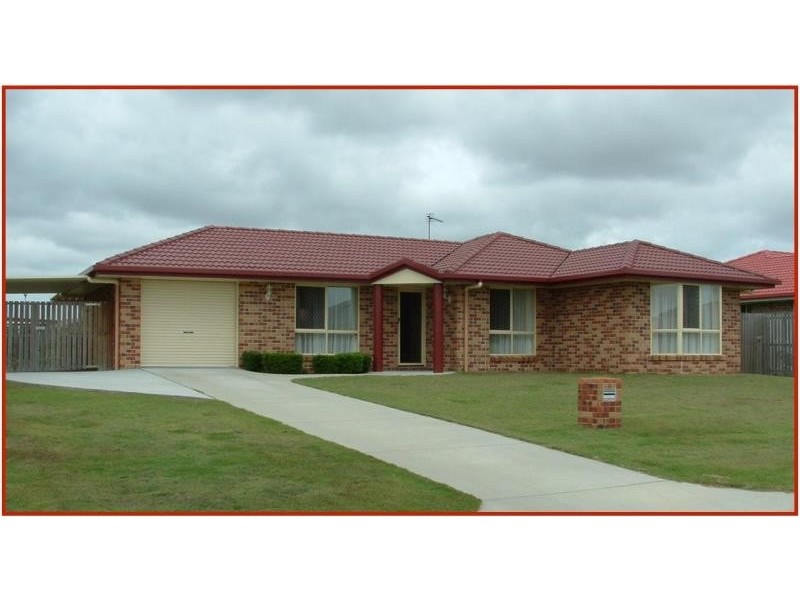 8 Sonder St, Urangan QLD 4655