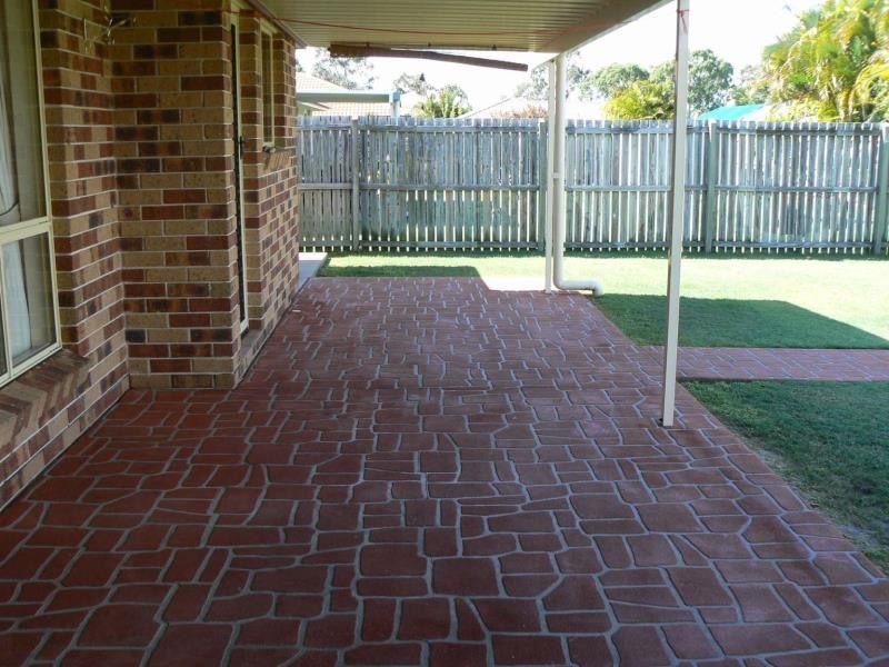 8 Sonder St, Urangan QLD 4655