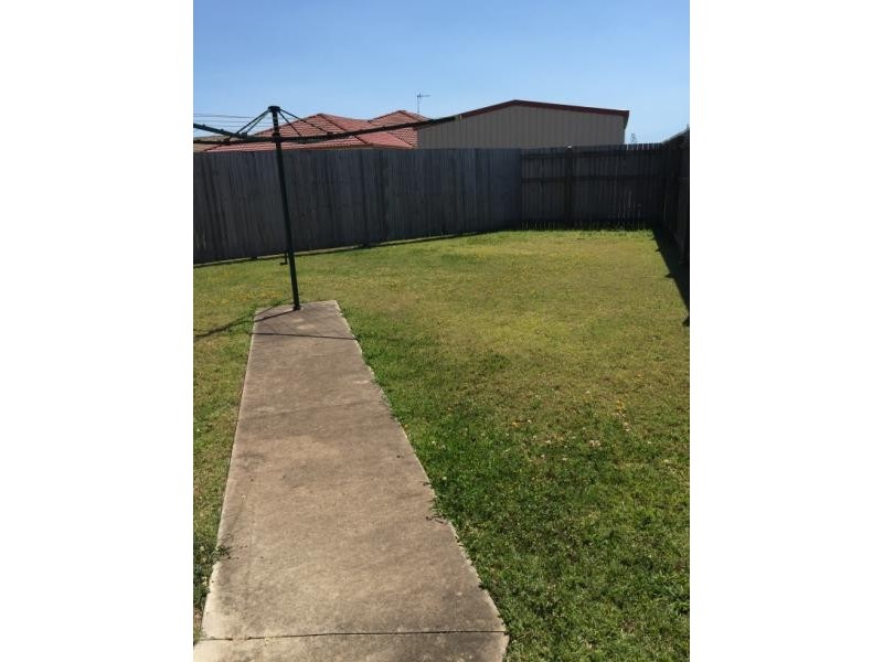 Unit 2/34 Yarrilee Circuit, Eli Waters QLD 4655