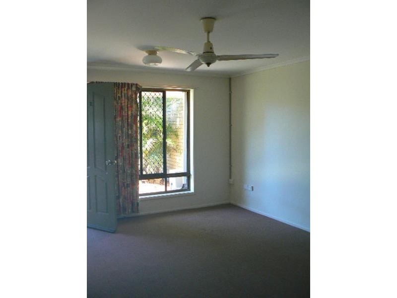 Unit 2/11-19 Urraween Road, Urraween QLD 4655