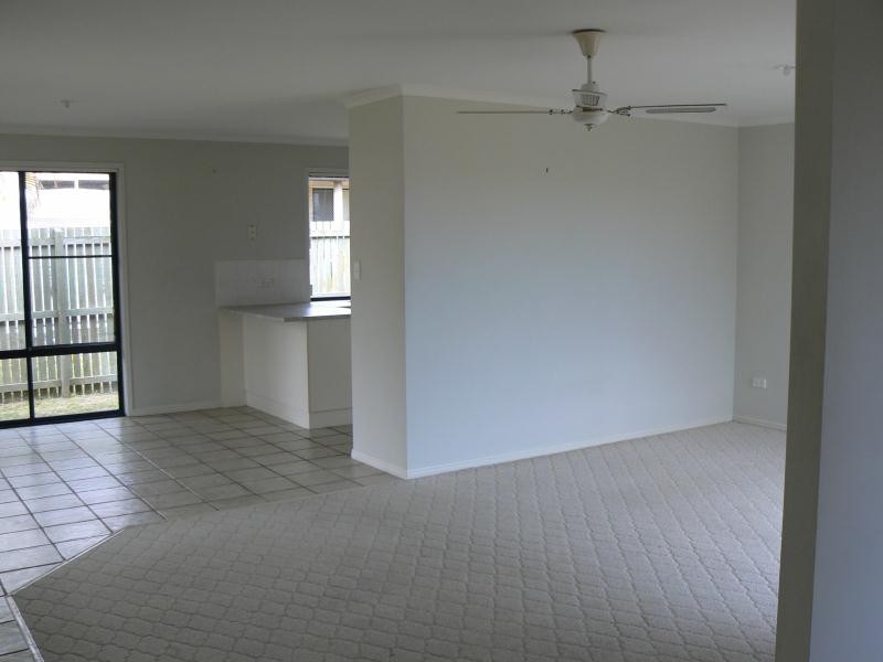 20 Ivybird Court, Torquay QLD 4655